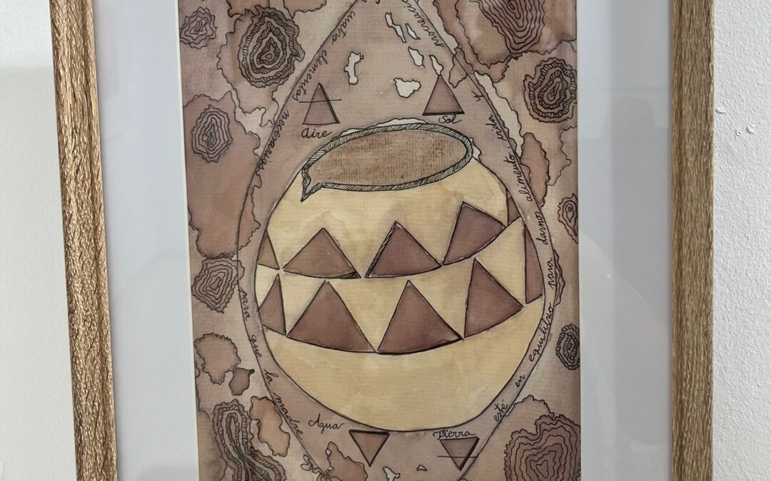 La obra Madre Tierra de Paqui Mateo García pintada con VINO en exposición colectiva en el etnográfico Jumillana